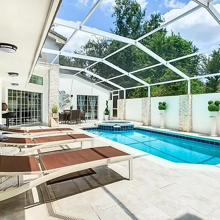 Luxury Villa Sunrise Pool Spa Prime Location!